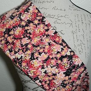 Fun lularoe OS leggings